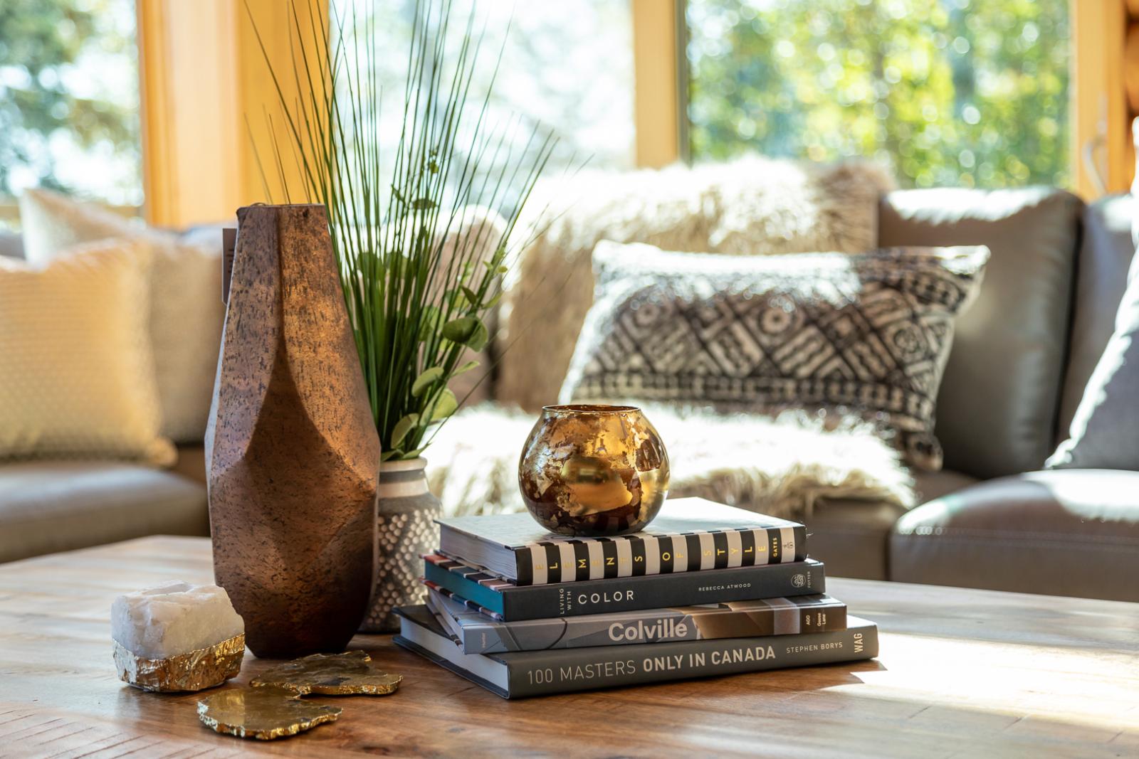 Falcon Lake Interior Design